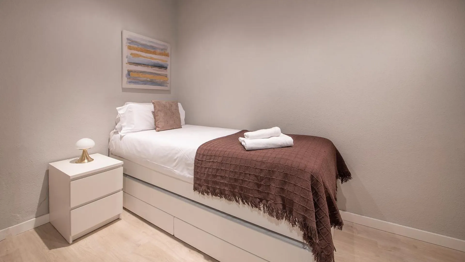 Apartamento 4 Dormitorios En Calle Rosello You Stylish Apartments Barcelona