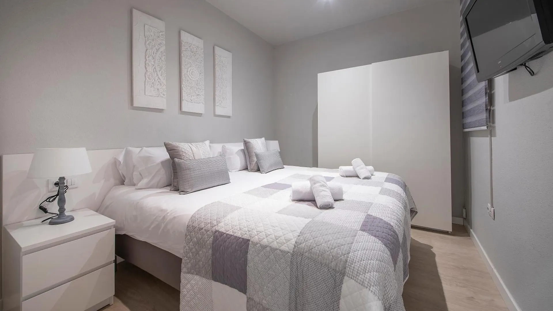 Apartamento 4 Dormitorios En Calle Rosello You Stylish Apartments Barcelona